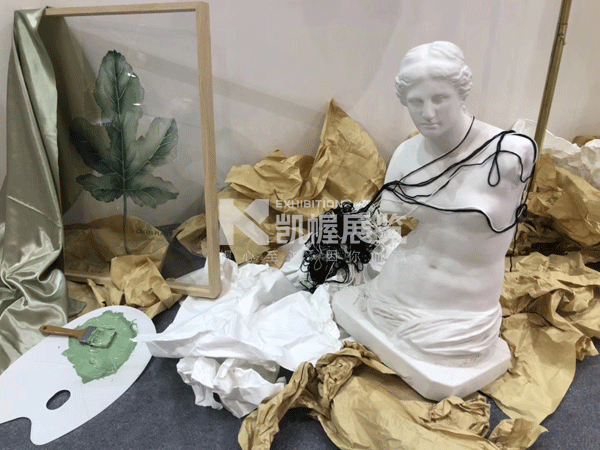 深圳服裝展廳設計